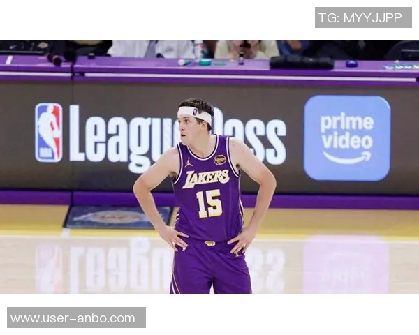 湖人与鹈鹕前锋赫伯特琼斯互有好感或将成交易焦点